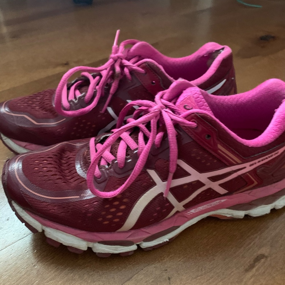 ASICS 7.5